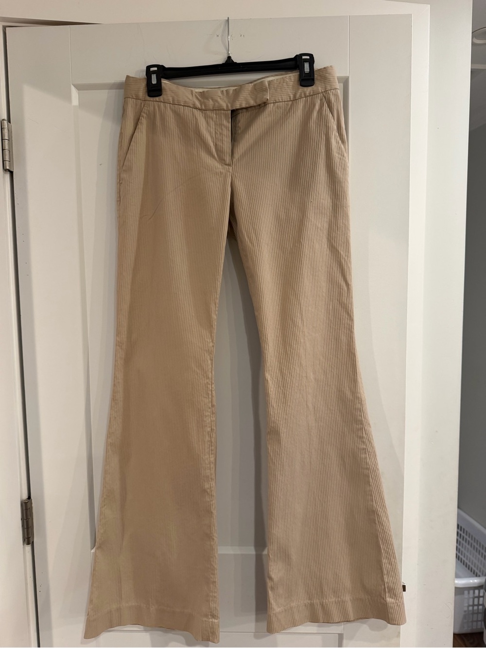 Theory Beige Women's Flare trousers